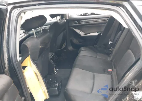 2021 Honda Accord Lx z USA, uszkodzony, nr VIN 1HGCV1F1XMA039040